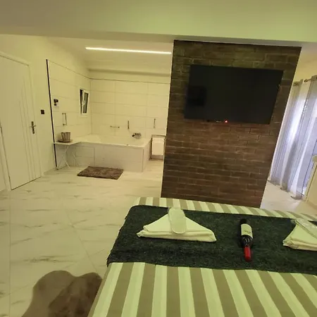 Romantic Deluxe Svite Wise Jacuzzi And Sauna Daire *