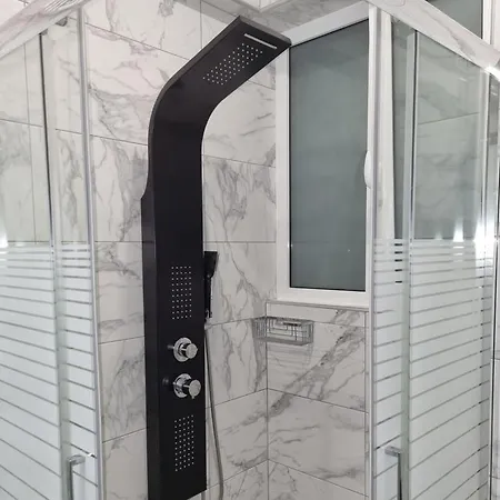 Daire Romantic Deluxe Svite Wise Jacuzzi And Sauna Atina